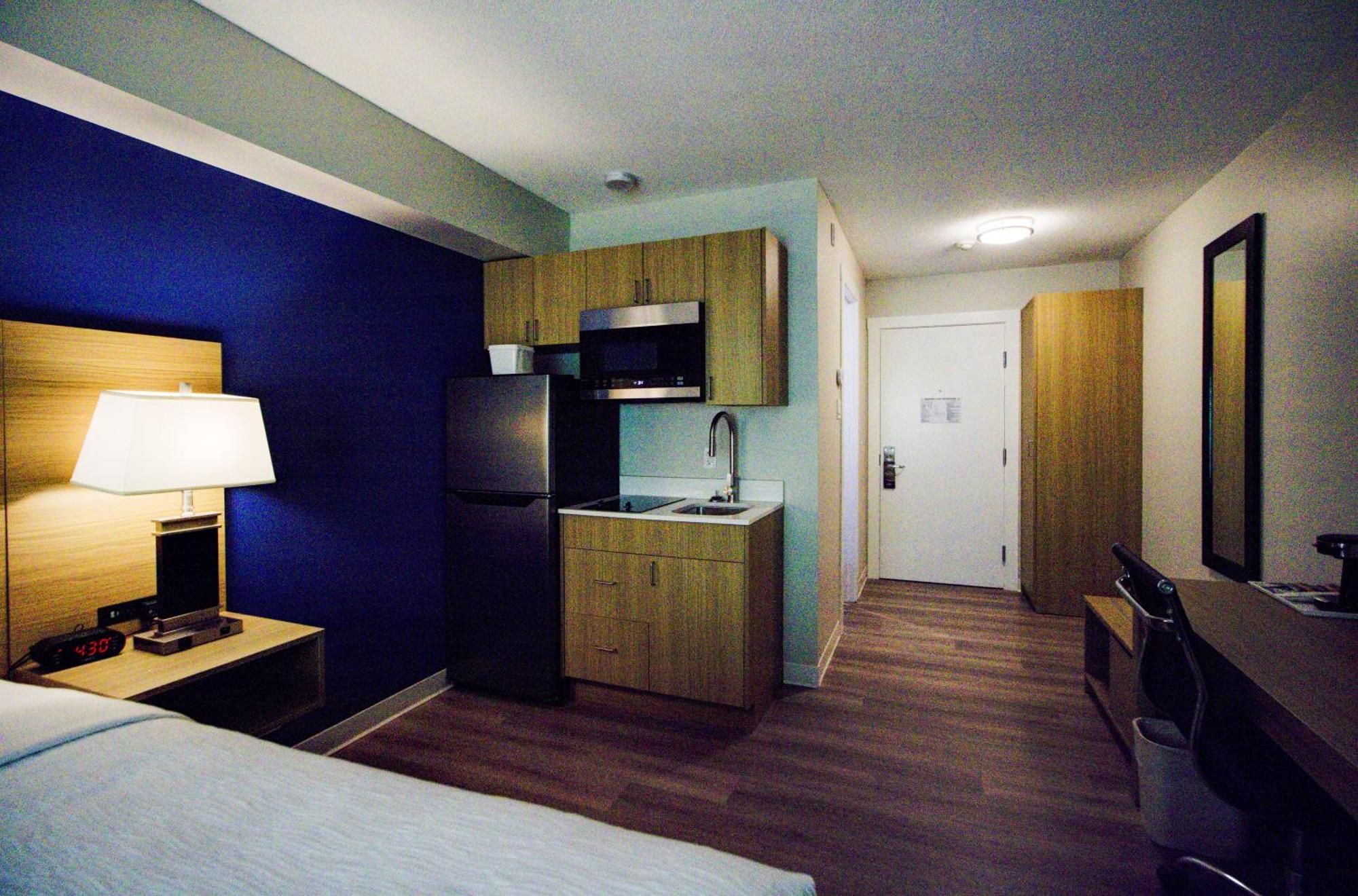 Baymont By Wyndham Gold River Esterno foto
