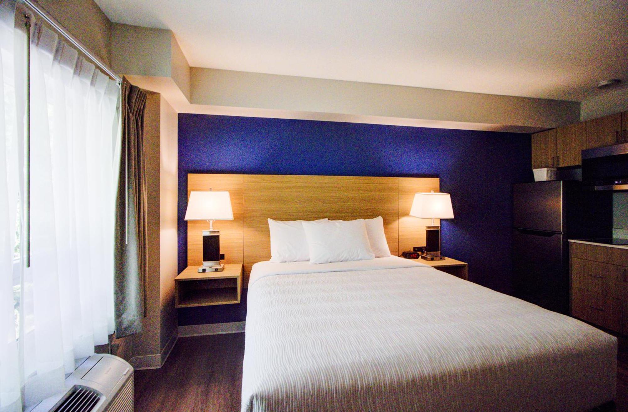 Baymont By Wyndham Gold River Esterno foto