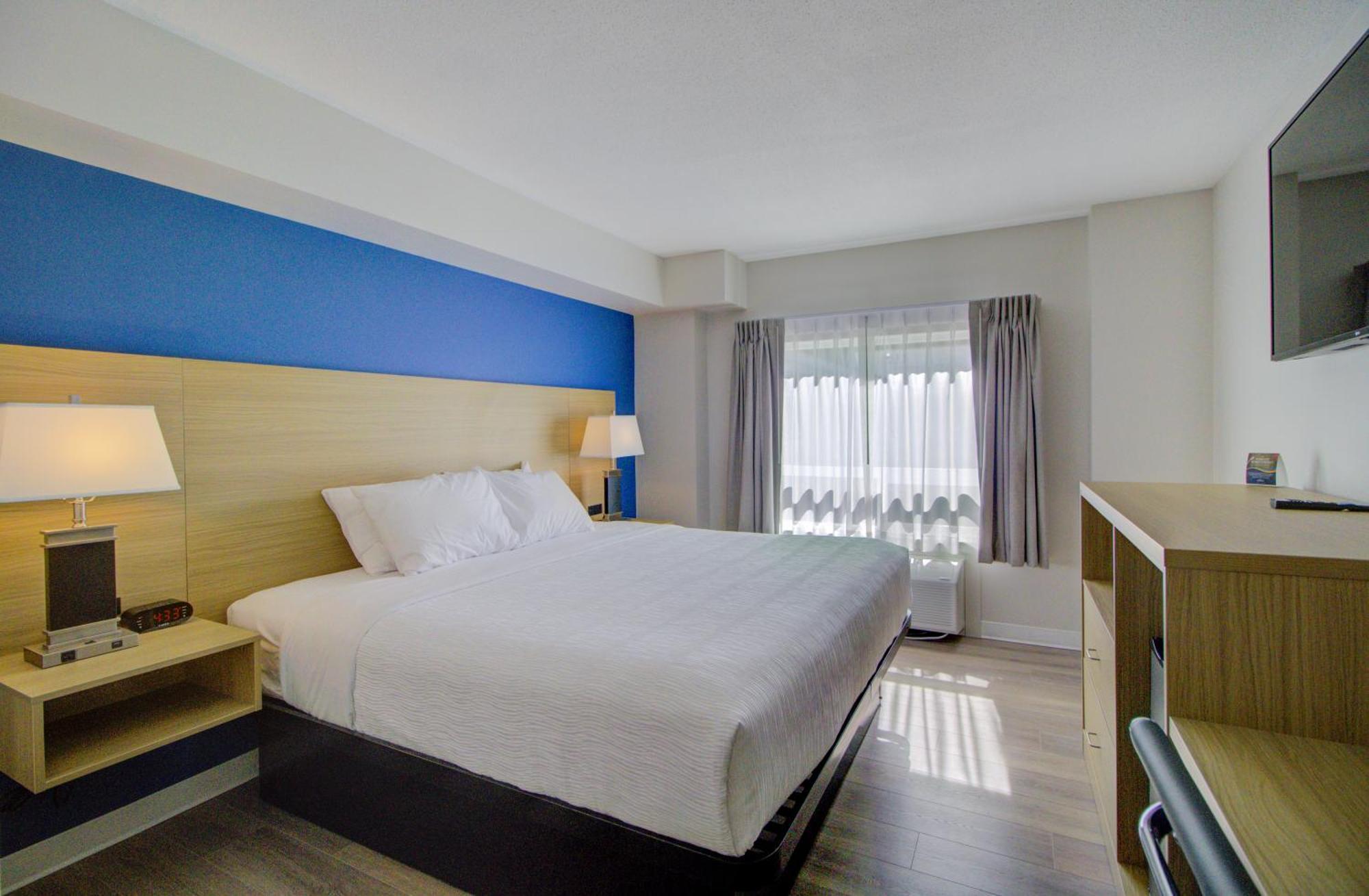 Baymont By Wyndham Gold River Esterno foto