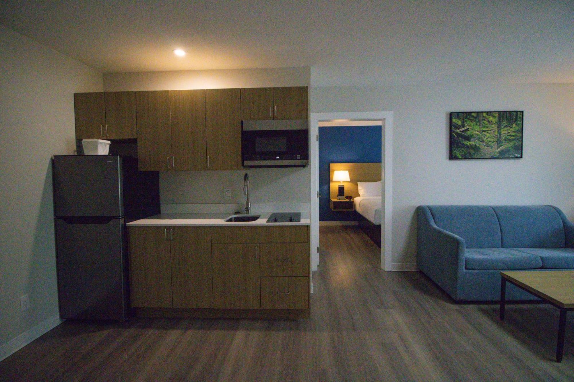 Baymont By Wyndham Gold River Esterno foto